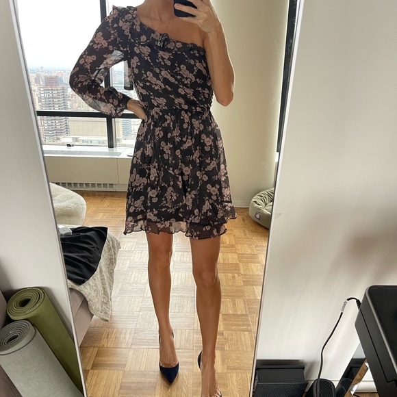 For love and lemons Theo one shoulder dress - Picture 3 of 5